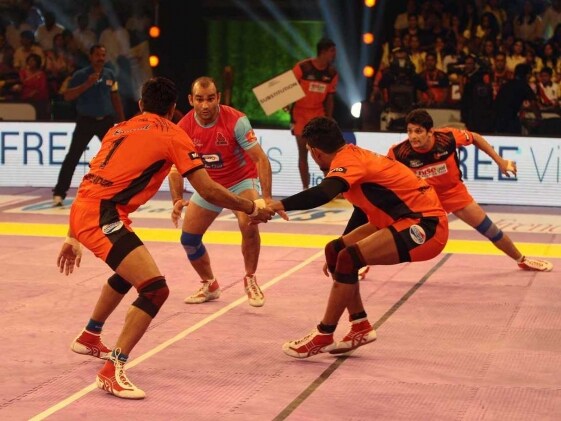 Pro Kabaddi League: Jaipur Pink Panthers Trump U Mumba to Conclude Hyderabad Leg Pro Kabaddi League: Jaipur Pink Panthers Trump U Mumba to Conclude Hyderabad Leg