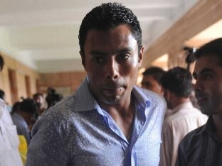 Danish Kaneria's Sudden Departure to India Raises Questions in Pakistan Danish Kaneria's Sudden Departure to India Raises Questions in Pakistan