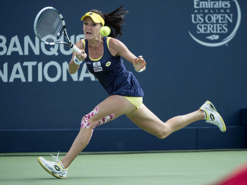 Agnieszka Radwanska Advances to Third Round at Montreal Tournament
