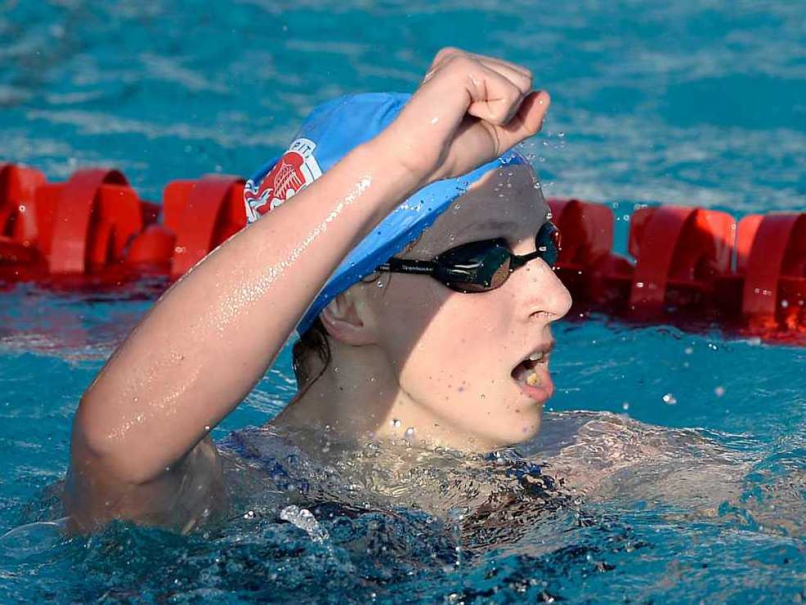 Katie Ledecky Breaks 400m Freestyle World Record