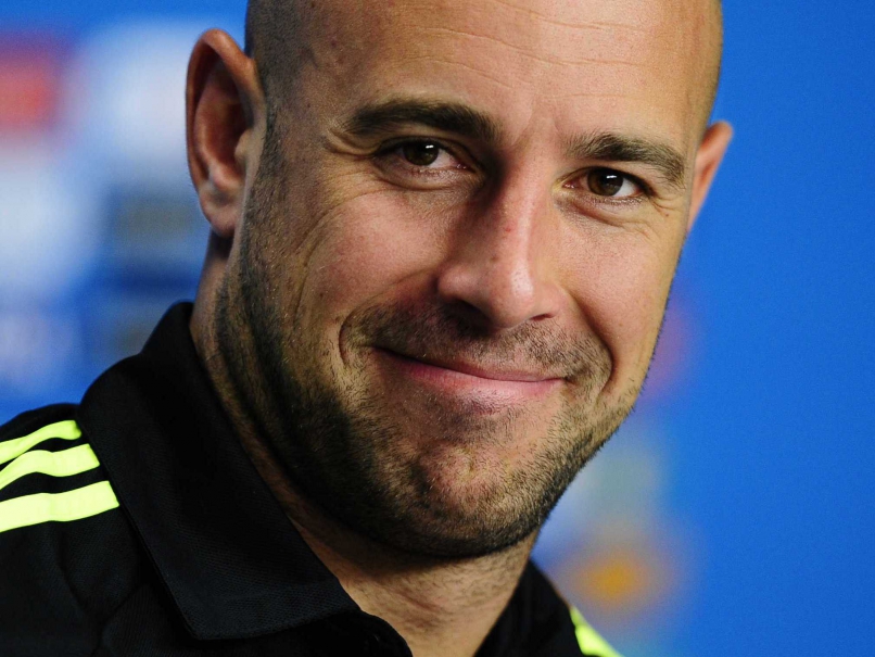Goalkeeper Pepe Reina Signs Three-Year Contract With Bayern Munich