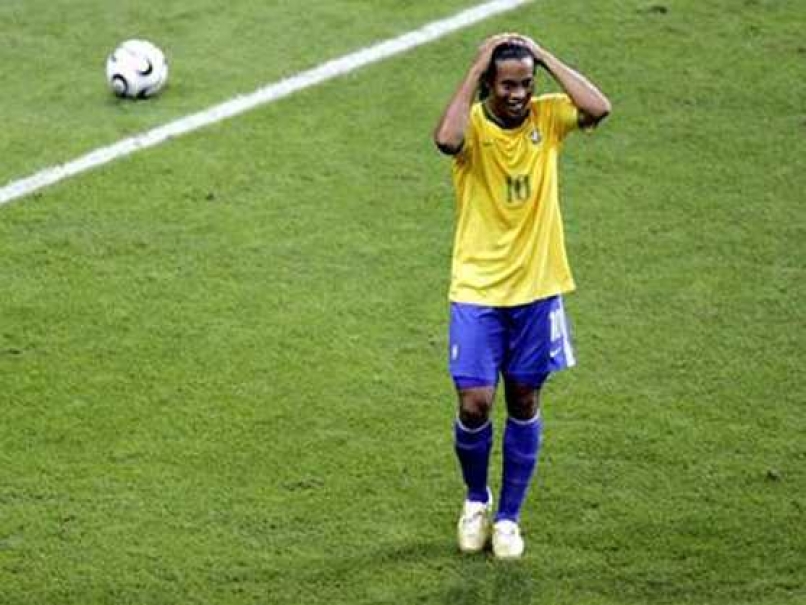 Former Brazil Soccer Star Ronaldinho Escapes Unhurt in Car Crash