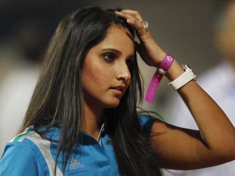 Ice Bucket Challenge: Sania Mirza, Yuvraj Singh and Ashwini Ponnappa Get Drenched for ALS Charity