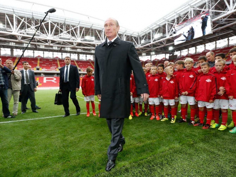 Vladimir Putin Calls For Reforms to Russian Football