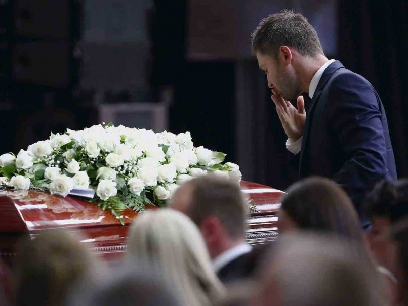 एक साल बाद भी 'छोटे भाई' ह्यूज के लिए धड़कता है माइकल क्लार्क का दिल