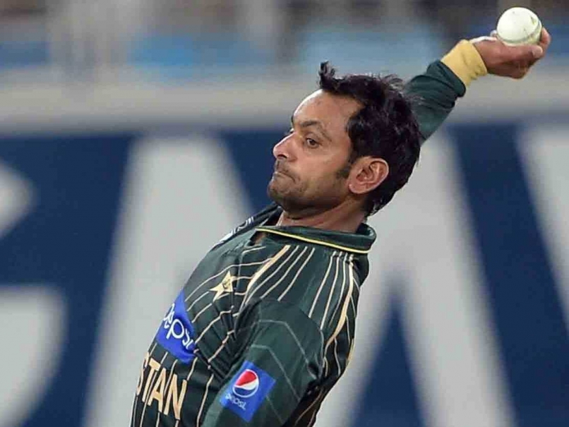 Mohammad Hafeez Rues Lack of Match-Winning Bowlers in Pakistan