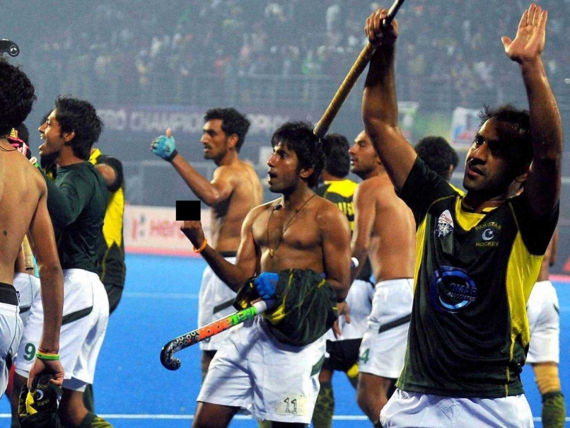 Dhanraj Pillay Bats for Participation of Pakistani Players in Hockey India League