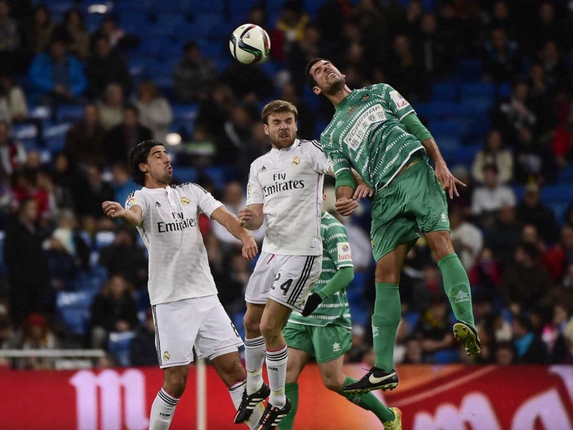Real Madrid Midfielder Sami Khedira Spends Night in Hospital Due to Concussion
