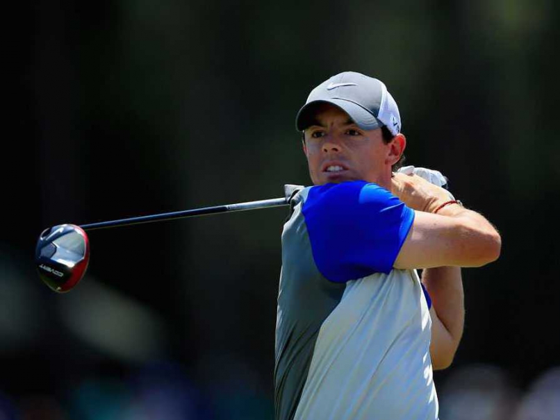 British Open 2014: Mighty Rory McIlroy Storms Into Lead, Tiger Woods Tied 10th