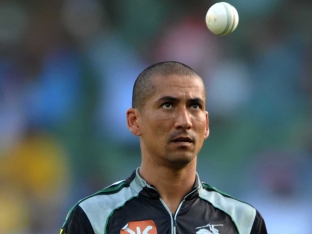 Somerset's Alfonso Thomas Takes Four Wickets in Four Balls