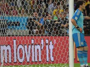 Carlo Ancelotti Aims to End Real Madrid Goalkeeper Debate