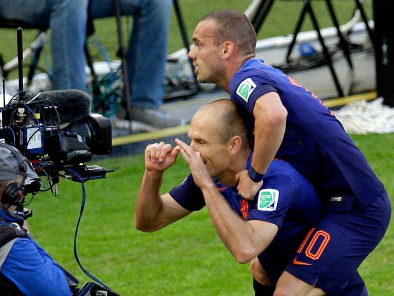 FIFA World Cup: Arjen Robben Defies the Years, if Not Gravity