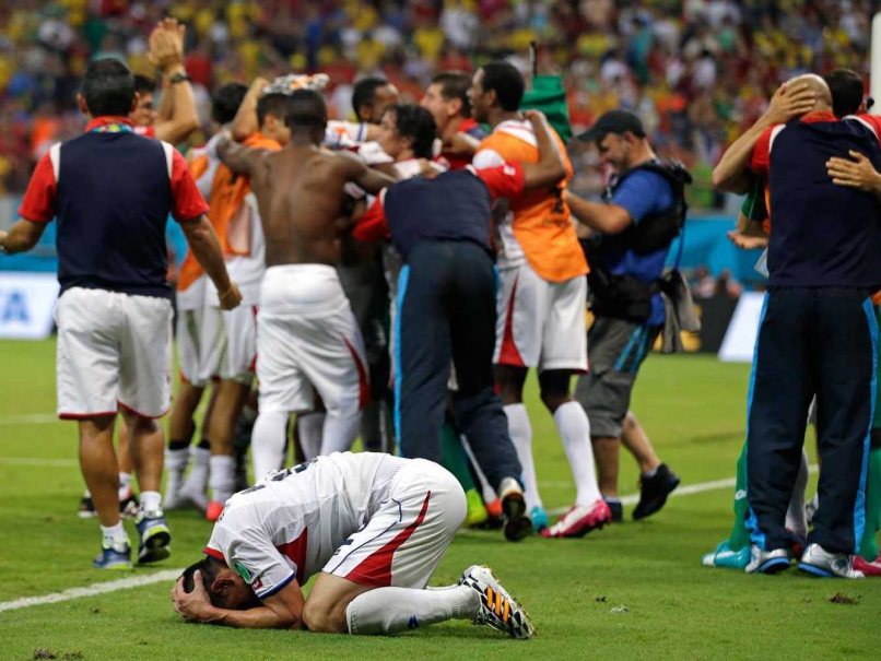 World Cup 2014 Highlights: Costa Rica Defeat Greece on Penalties, Storm Into Quarters