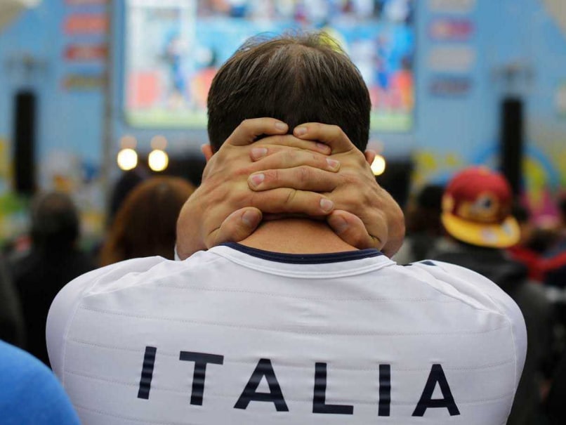 Italian fans world cup 2