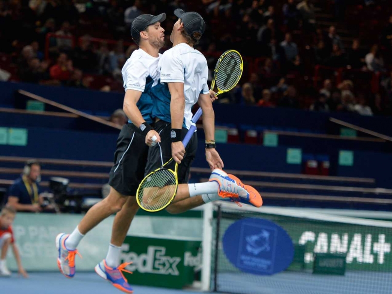 Bryan Brothers Clinch Fourth Doubles Title in Paris