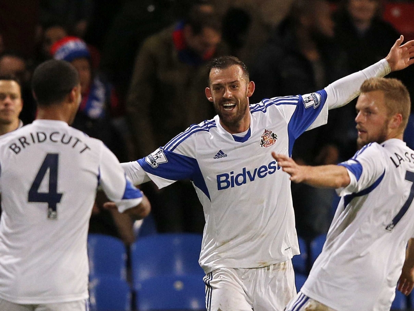 Sunderland's Steven Fletcher Brace Sinks Crystal Palace