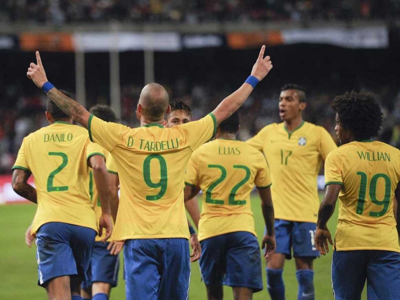 Lionel Messi Misses Penalty as Brazil Beat Argentina in Friendly