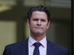 Chris Cairns in Court on Perjury Charge Chris Cairns in Court on Perjury Charge