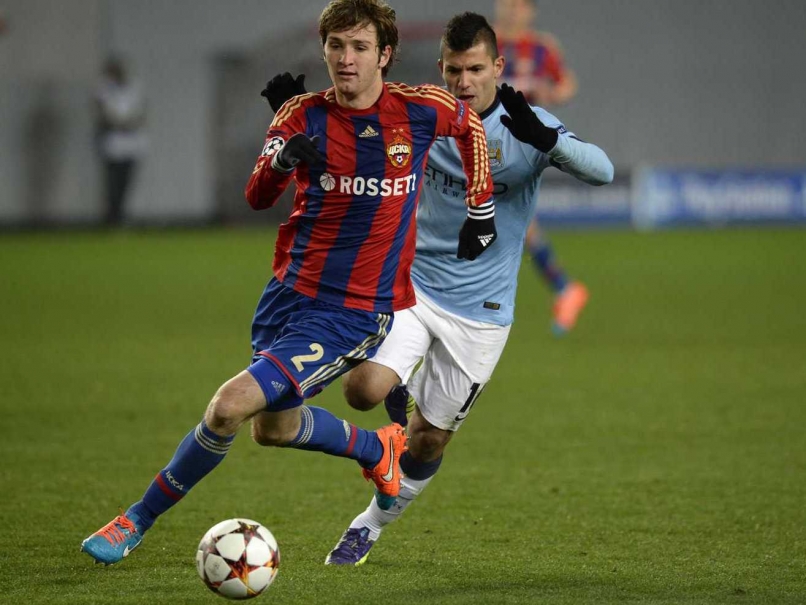 Manchester United F.C., Arsenal F.C. Eye Brazil Defender Mario Fernandes