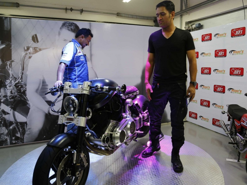 'Biker' MS Dhoni Enthralls Fans at Buddh F1 Track