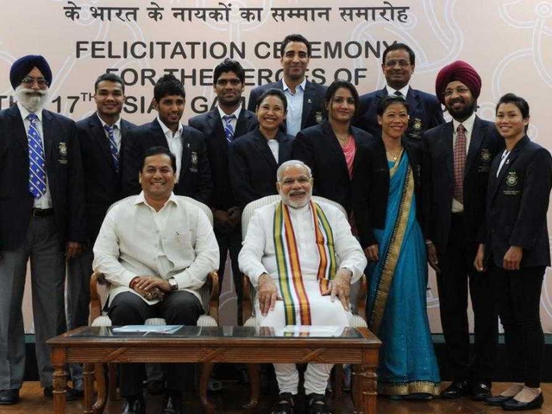 Narendra Modi's Charm Bowls Over Indian Asian Games 2014 Medallists