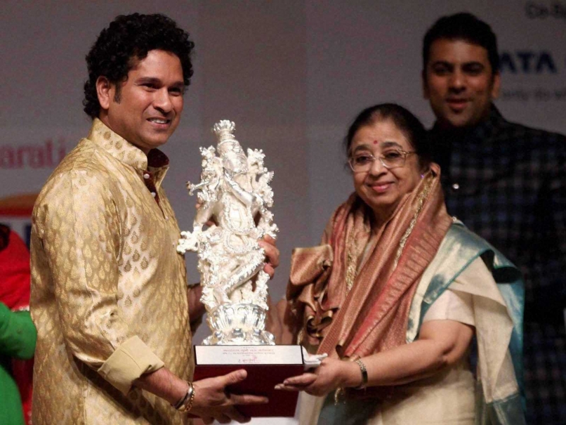 Always Carried Lata Mangeshkar's Music With Me: Sachin Tendulkar