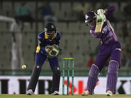 CLT20: Hobart Hurricanes Beat Barbados Tridents by 6 Wickets to Enter Semis CLT20: Hobart Hurricanes Beat Barbados Tridents by 6 Wickets to Enter Semis