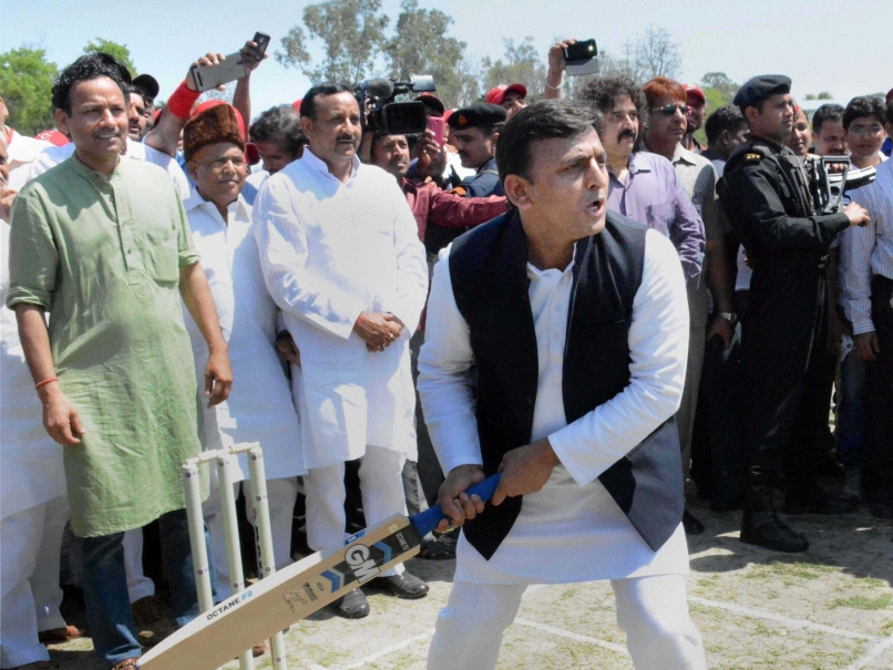 Uttar Pradesh Chief Minister Akhilesh Yadav Lauds Indian Gramin Cricket League