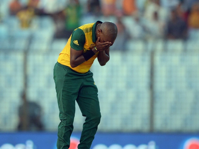 Can't Pinpoint the Reason for Food Poisoning, Says South Africa A's Lonwabo Tsotsobe