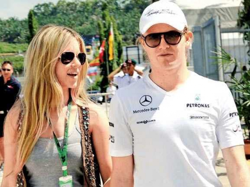 Crash Survivor Nico Rosberg is a Dad-to-be