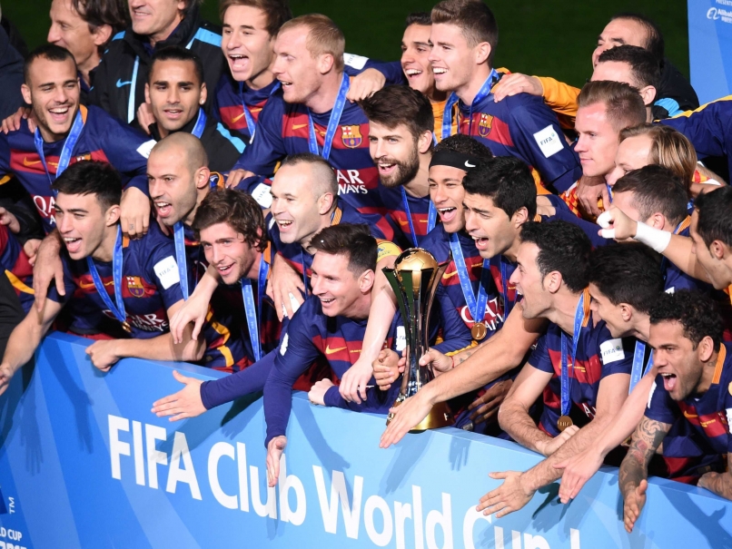 Lionel Messi Scores as FC Barcelona Beat River Plate to Win FIFA Club World Cup