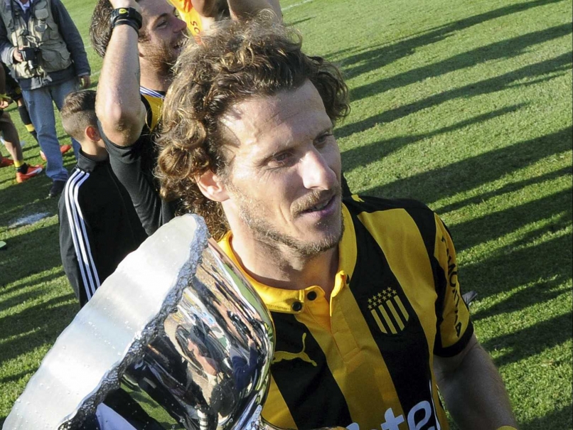 Diego Forlan Achieves Dream as Penarol Win Championship