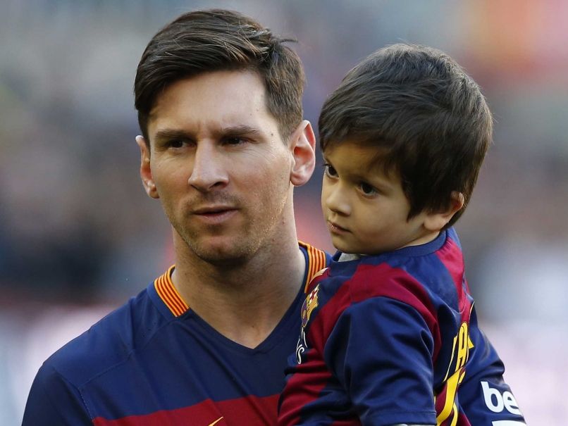 Paris Saint-Germain Have Financial Capability to Sign Lionel Messi: Angel di Maria