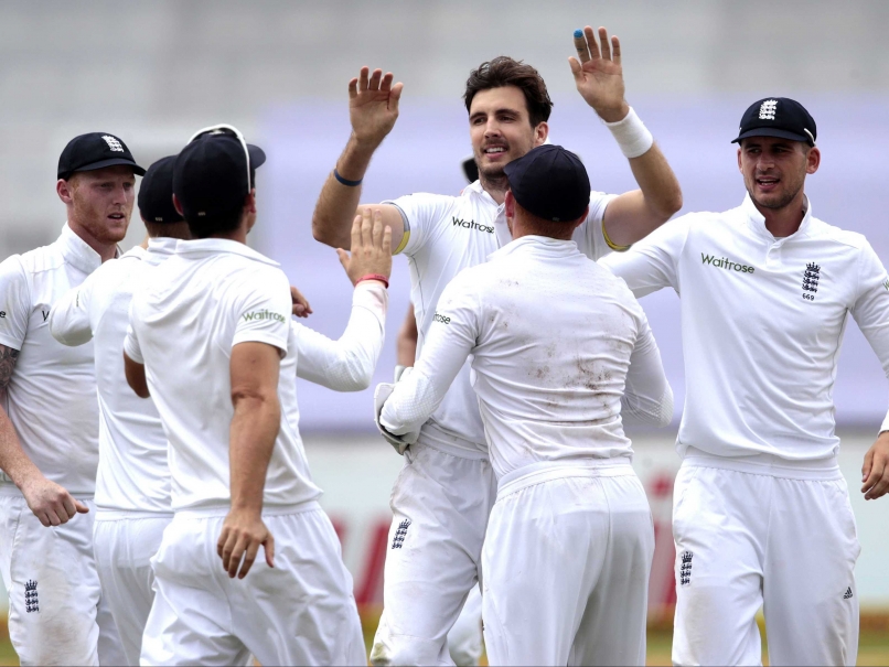 Steven Finn Strikes as England Push for Win Against South Africa