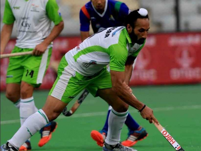 Sardar Singh to go Under Hammer at Hockey India League Auction