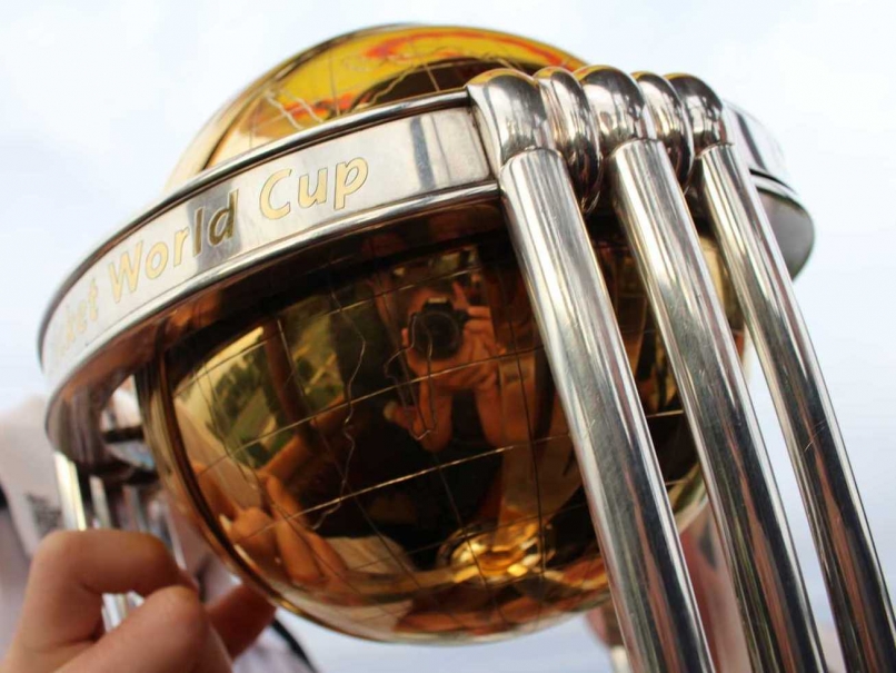 From Dhoni Rocker to Malinga Slammer; Restaurants, Pubs Look to Beat World Cup Morning Blues