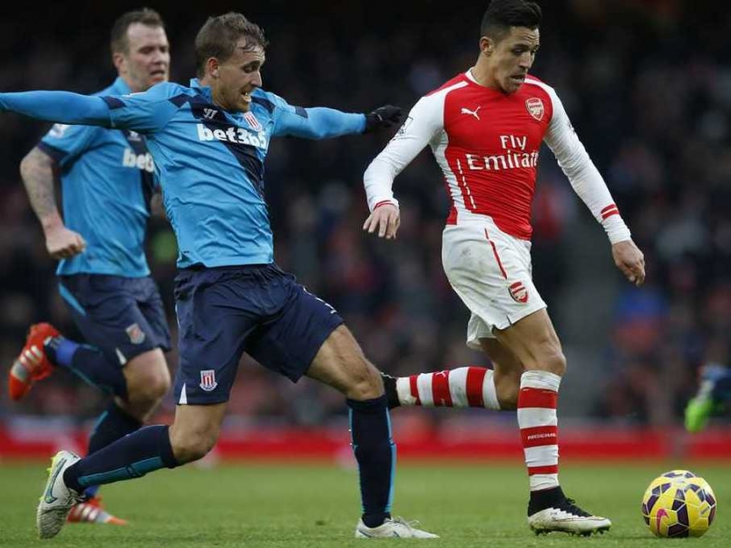 Alexis Sanchez Carries Arsenal Hopes of Etihad Upturn