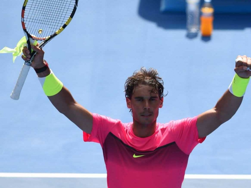Australian Open: Rafael Nadal Beats Mikhail Youzhny in Straight Sets