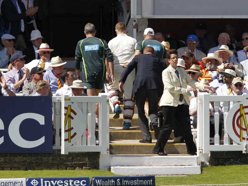 The Ashes 2015: Chris Rogers Feared Australia Career Was Over After Dizzy Spell at Lord's