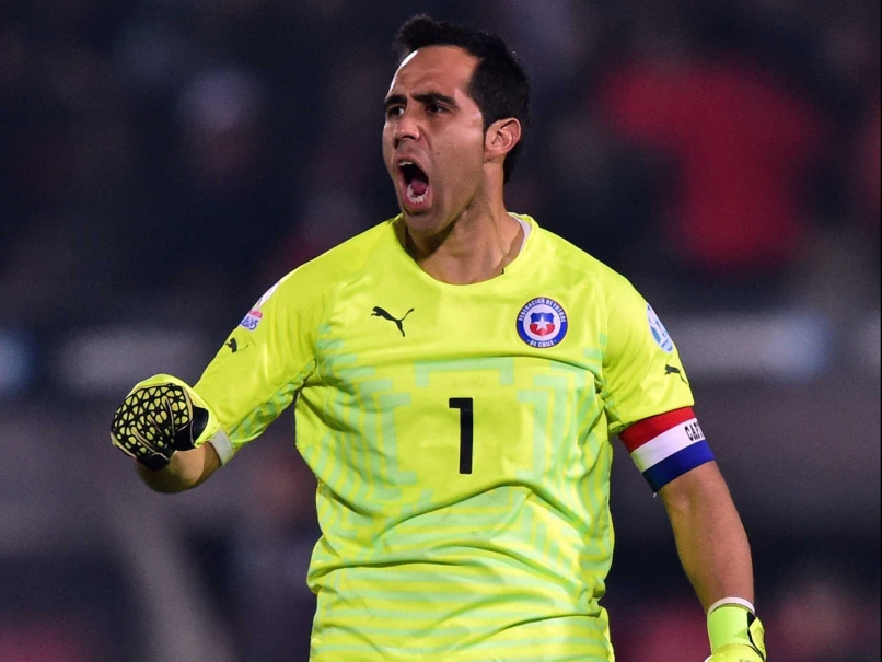 Claudio Bravo Urges Chile to Focus on Argentina, Not Just on Messi
