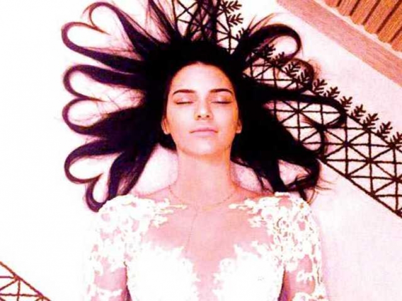 Lewis Hamilton's Girlfriend Kendall Jenner Breaks Kim Kardashian's Most-Liked Instagram Picture Record