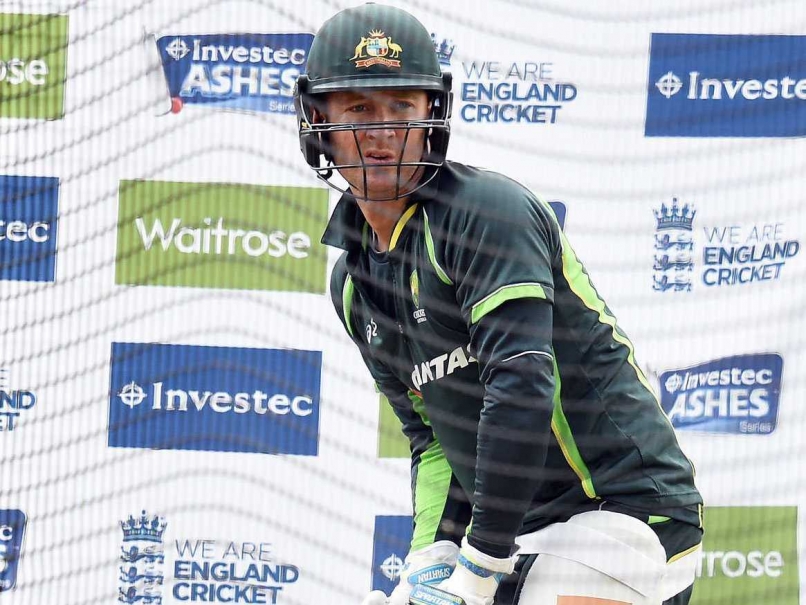 The Ashes 2015: Michael Clarke Opts for New-Style Helmet After Chris Rogers Injury