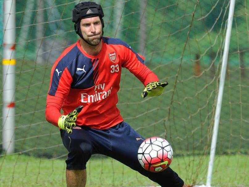 Petr Cech Strengthens Arsenal's Defence, Claims Per Mertesacker