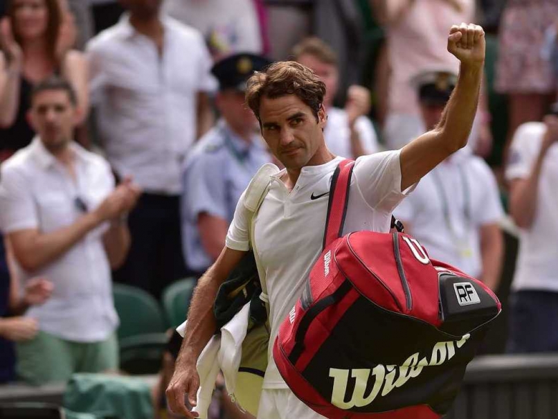 Wimbledon Centre Court Mesmerised by Enduring Wonder of Roger Federer