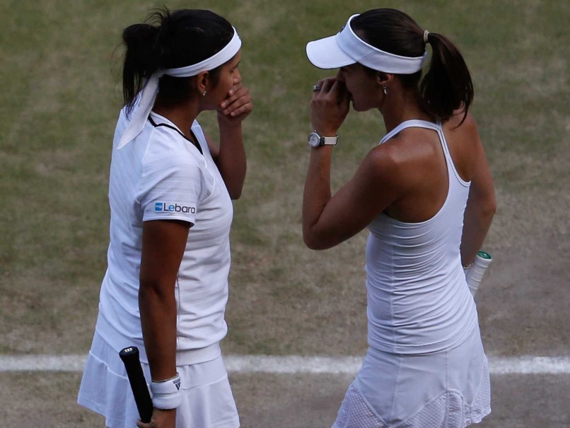 Telangana Chief Minister Congratulates Sania Mirza for Wimbledon Triumph