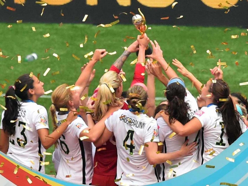 Barack Obama Leads Praise for US Women's World Cup Winners