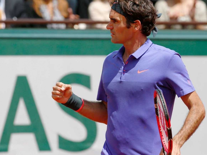 Roger Federer Advances in Halle After Final Set Tie-Break