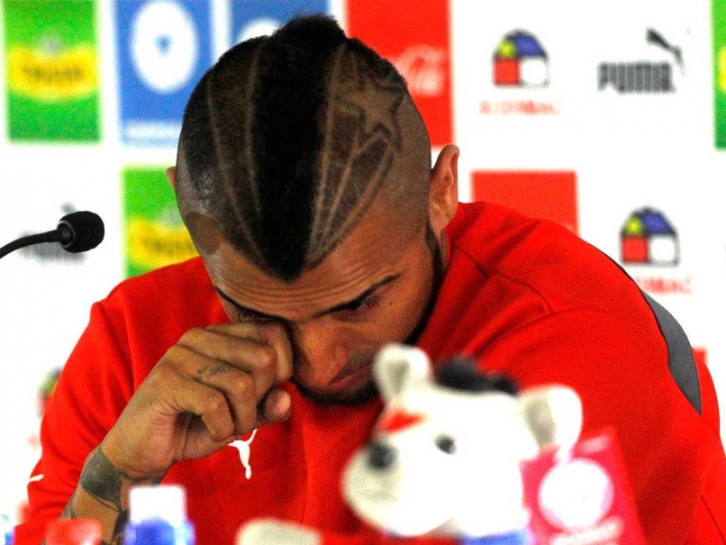 Chile Football Star Vidal Sobs After Crashing His Ferrari