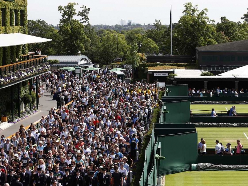 First Serve for English Wine at Wimbledon
