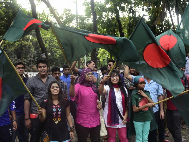 World Cup: Bangladesh Fans Cry Foul, Feel Umpires Biased Towards India